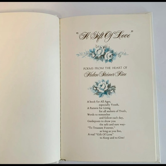 Vintage Book A Gift of Love Poems from the Heart To Treasure Forever 1970s book - Picture 2 of 9